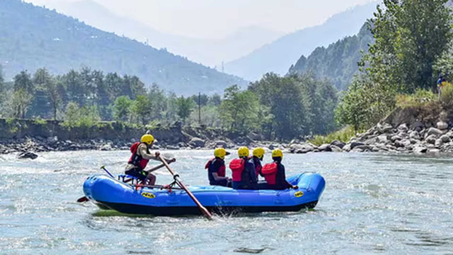 River Rafting in Manali image 3