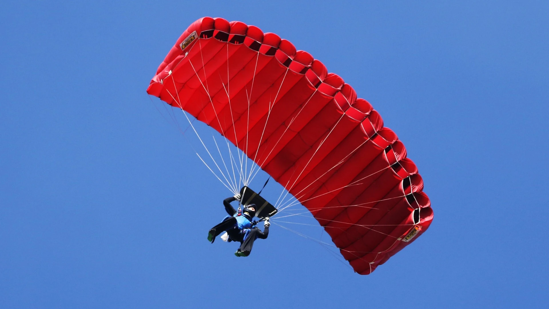 Paragliding in Darjeeling image 4