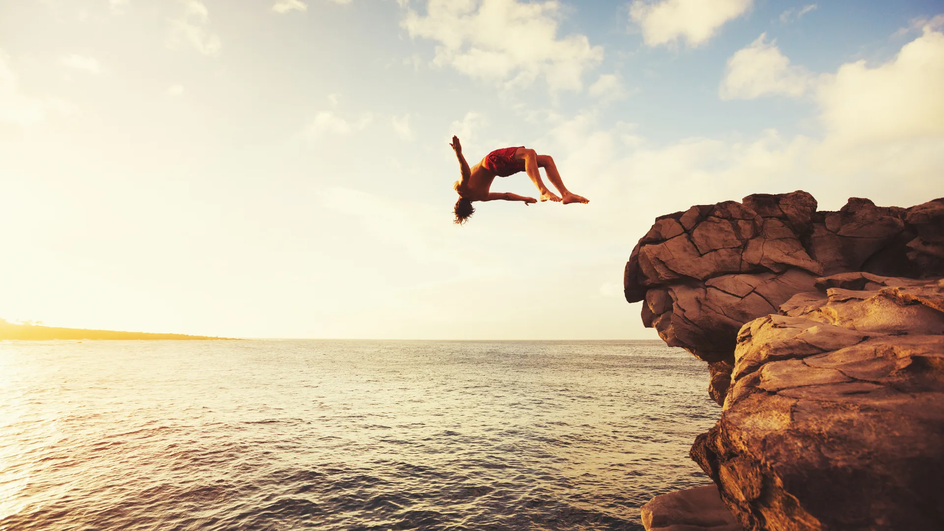 Cliff Jumping in Goa image 2