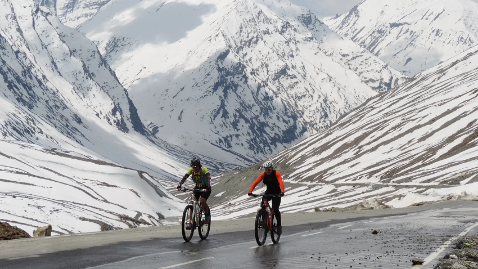 Cycling in Manali