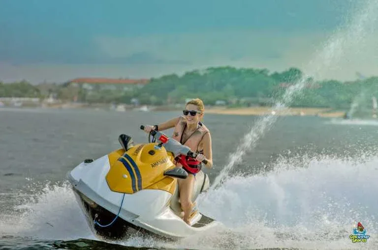 Best Water Sports in Goa – Complete Adventure Guide