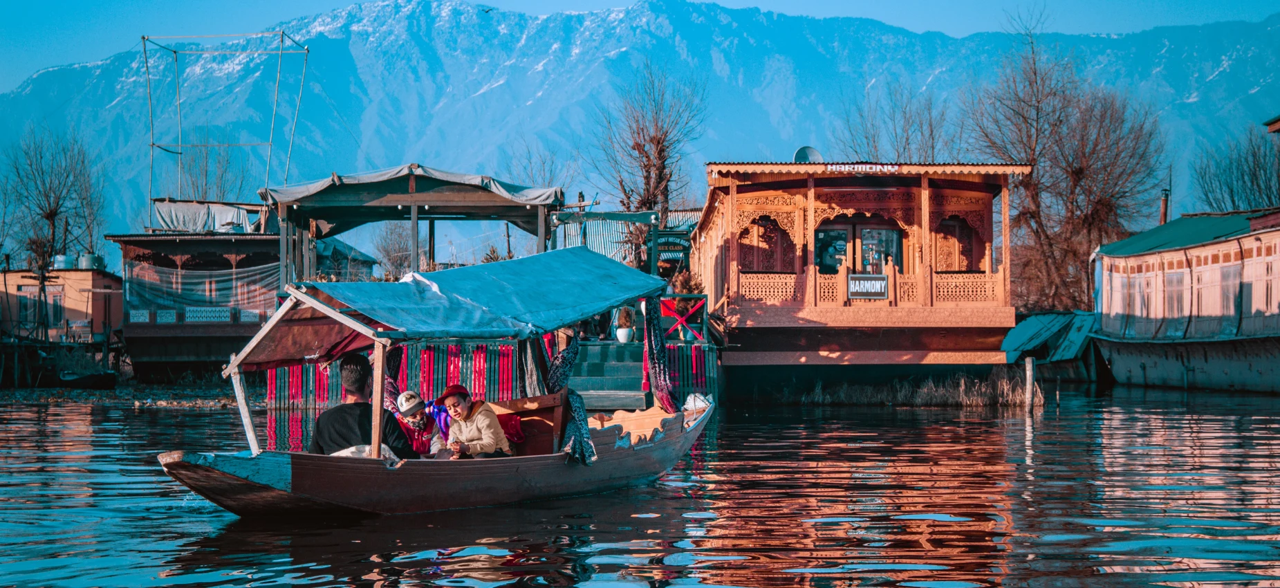 Srinagar Tour Package: A Complete Travel Guide for an Unforgettable Kashmir Trip