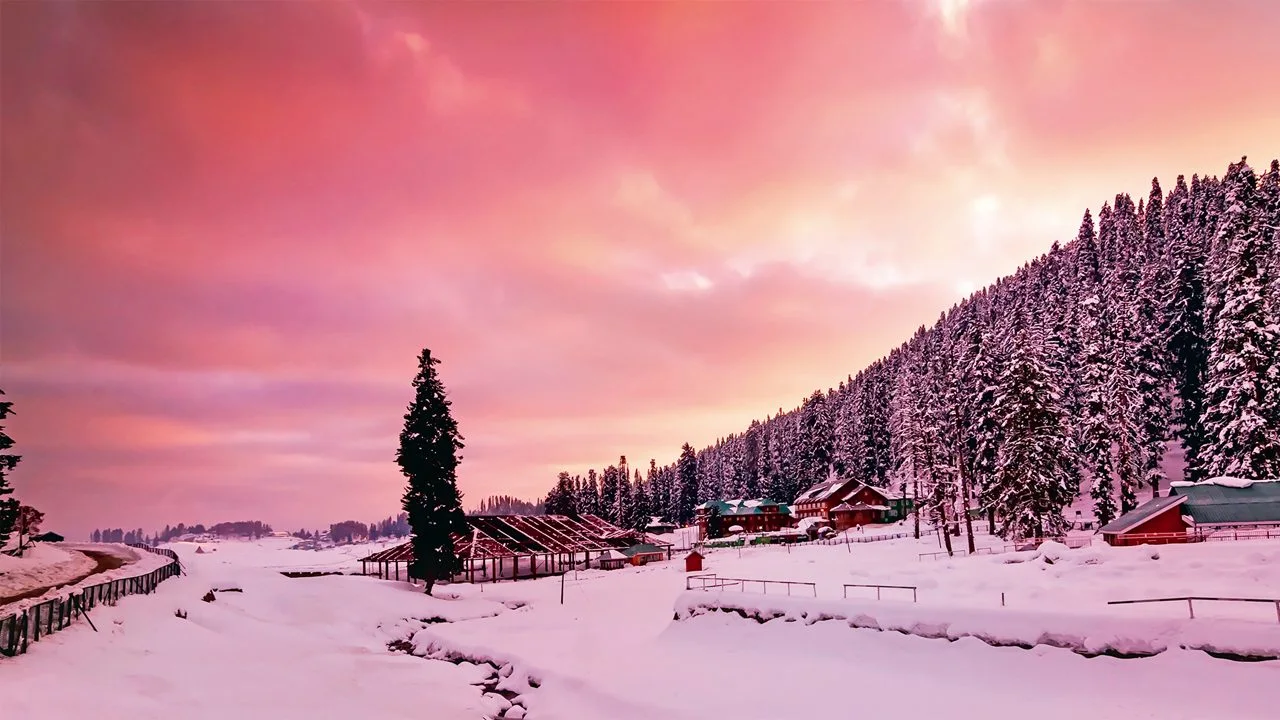 Kashmir Tour Package – Explore Paradise on Earth with IBooking Holidays