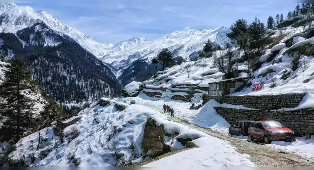 Manali Tour Package – Explore Mountains, Snow & Adventure with IBooking Holidays
