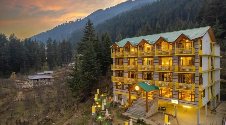The Hosteller Old Manali, Manu Temple 3 stars out of 5