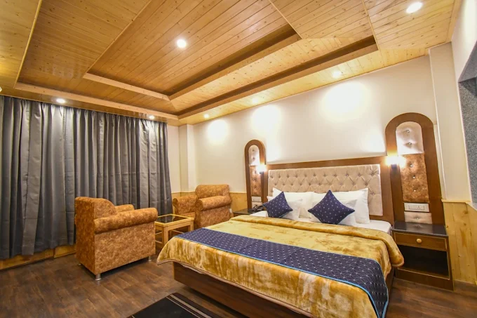Queen Room