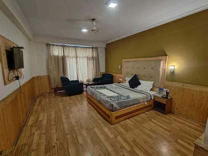 Super Deluxe Room