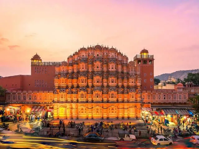 Delhi Agra Jaipur Explorer