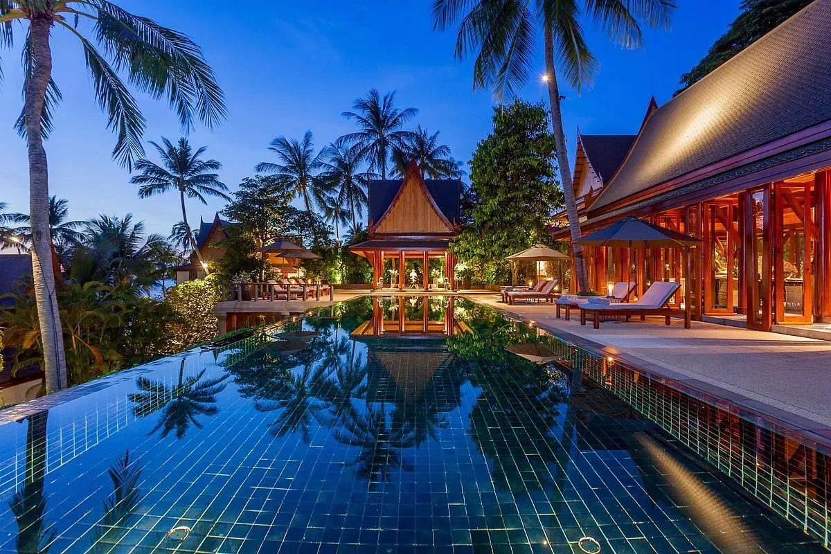 Phuket Holiday Package